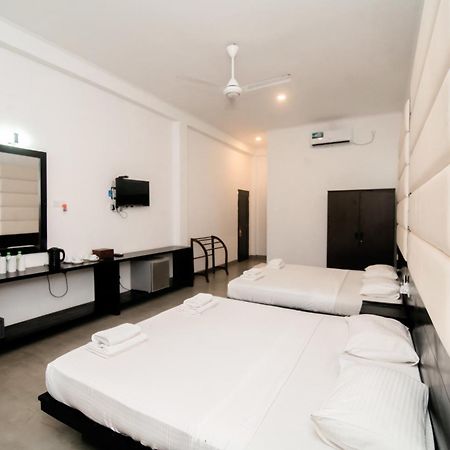 Lagoon Paradise Beach Resort Tangalle Eksteriør billede
