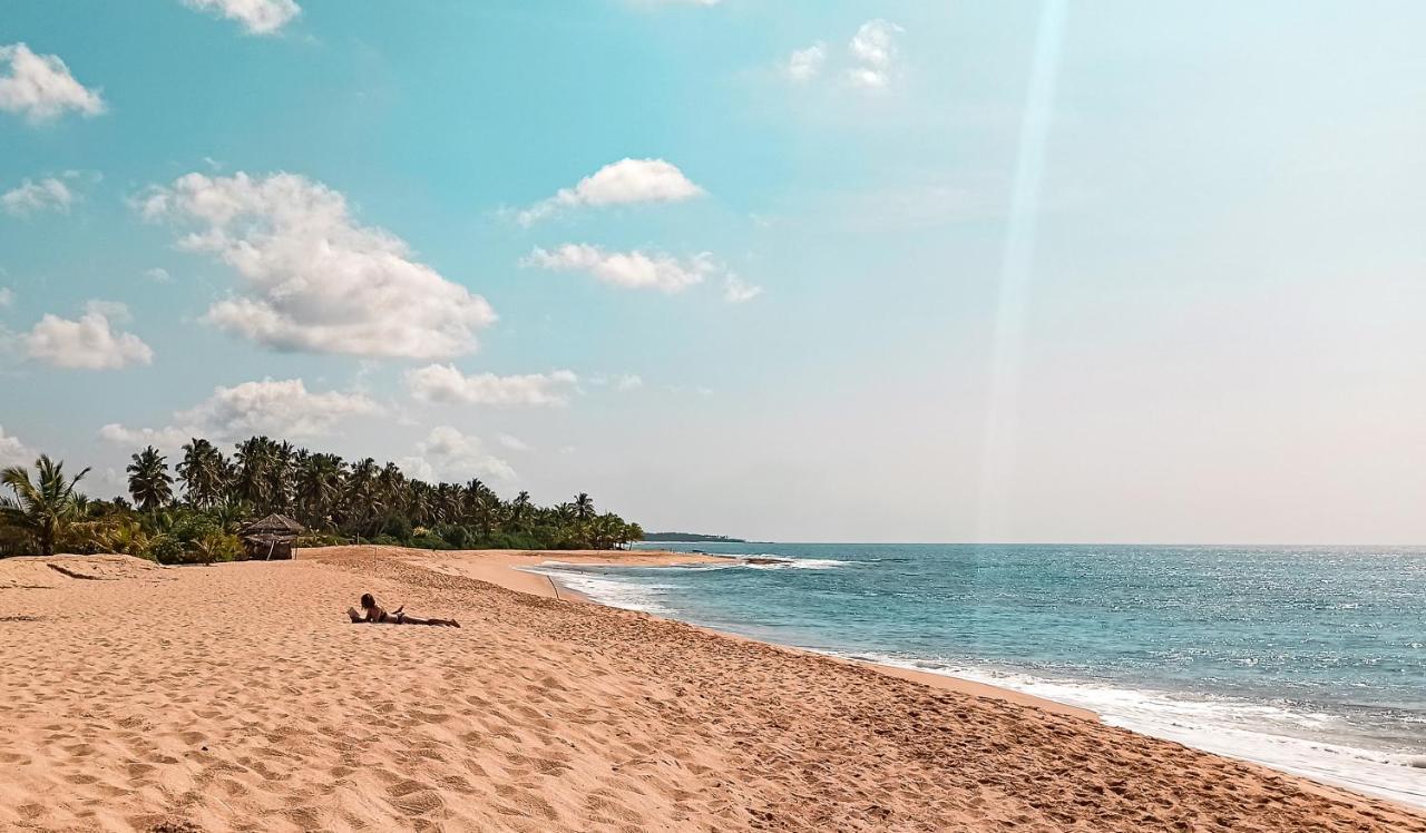 Lagoon Paradise Beach Resort Tangalle Eksteriør billede